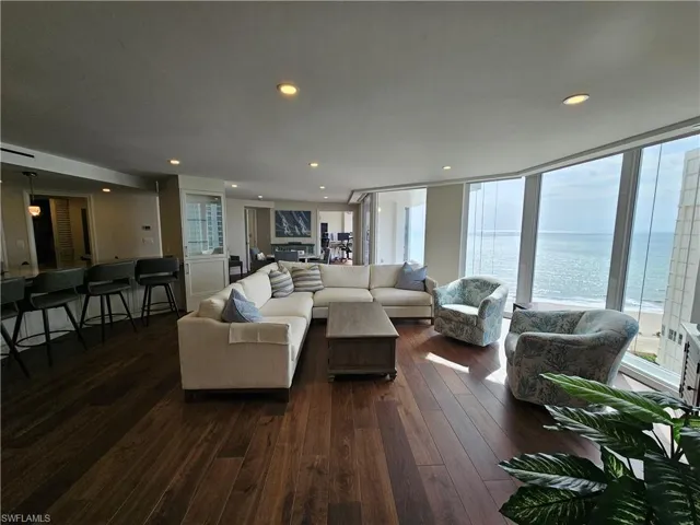 Living Area with open air Balcony and Direct Gulf Views