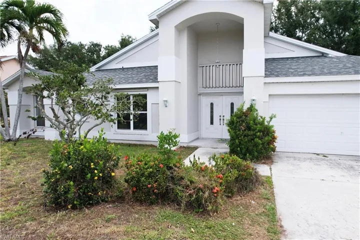 14750  Lake Olive  DR, Fort Myers, FL 33919