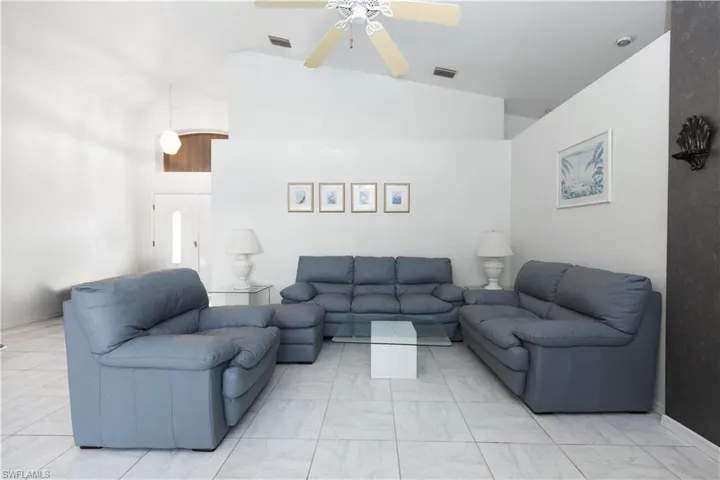 14750  Lake Olive  DR, Fort Myers, FL 33919