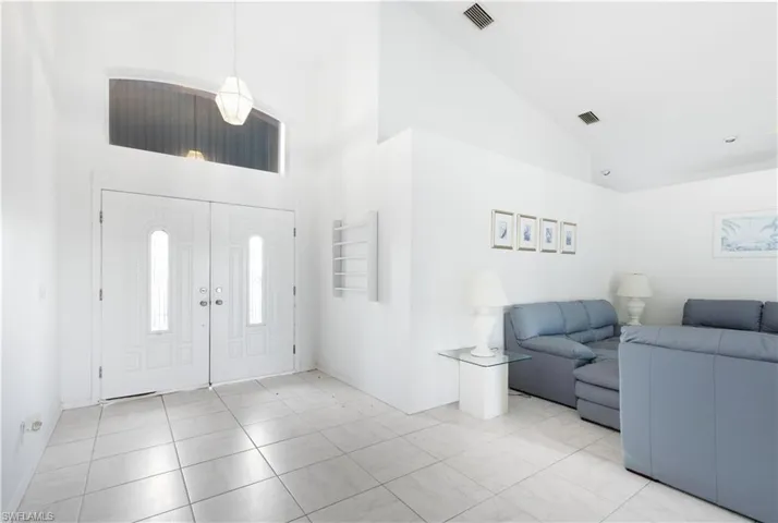 14750  Lake Olive  DR, Fort Myers, FL 33919