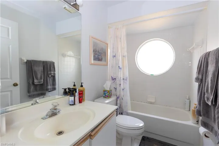 14750  Lake Olive  DR, Fort Myers, FL 33919