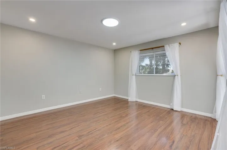 Primary bedroom without virtual staging.
