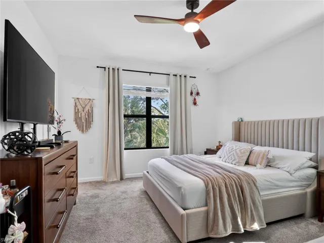 1672 Lake Jessup Cir, Cape Coral, Florida 33909