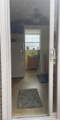 5230 Pineland Daisy Trl, Fort Myers, Florida 33905