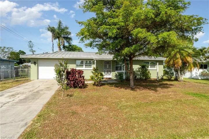 1385  Lincoln  AVE, North Fort Myers, FL 33917