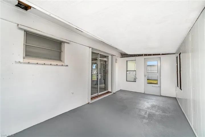 1385  Lincoln  AVE, North Fort Myers, FL 33917