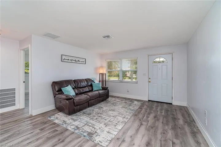 1385  Lincoln  AVE, North Fort Myers, FL 33917