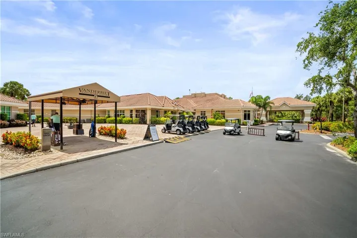 8430 Radcliffe Ter 202, Naples, Florida 34120