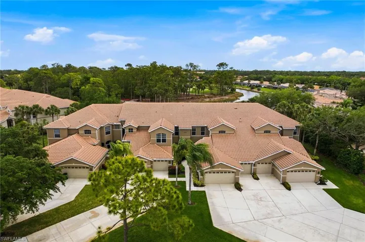 8430 Radcliffe Ter 202, Naples, Florida 34120