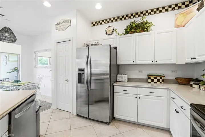 Sunbathed, light and bright kitchen