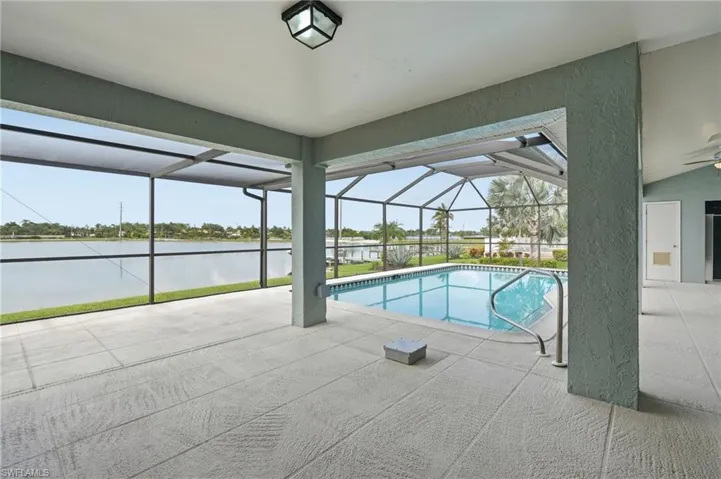 5350 Harborage Dr, Fort Myers, Florida 33908
