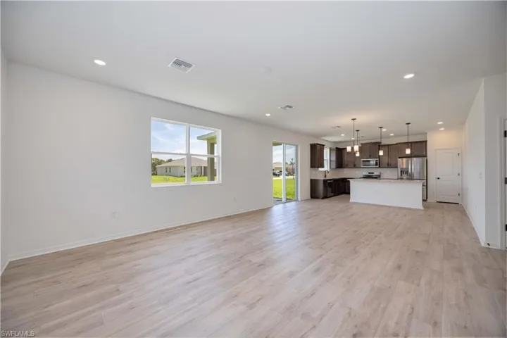 6687 Estero Bay Dr, Fort Myers Fl 33908