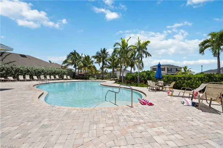 6687 Estero Bay Dr, Fort Myers Fl 33908