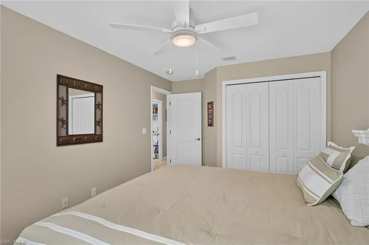 Queen size bed
