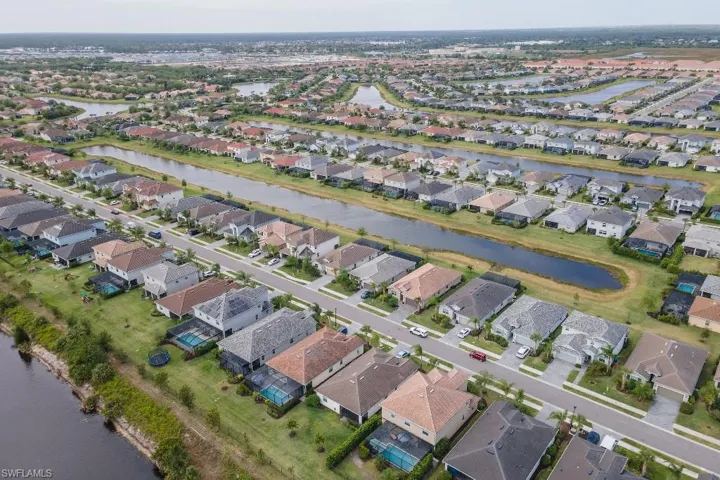 2275  Dancy  ST, Naples, FL 34120