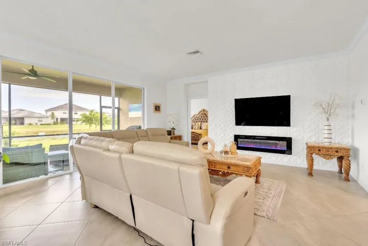 2275  Dancy  ST, Naples, FL 34120