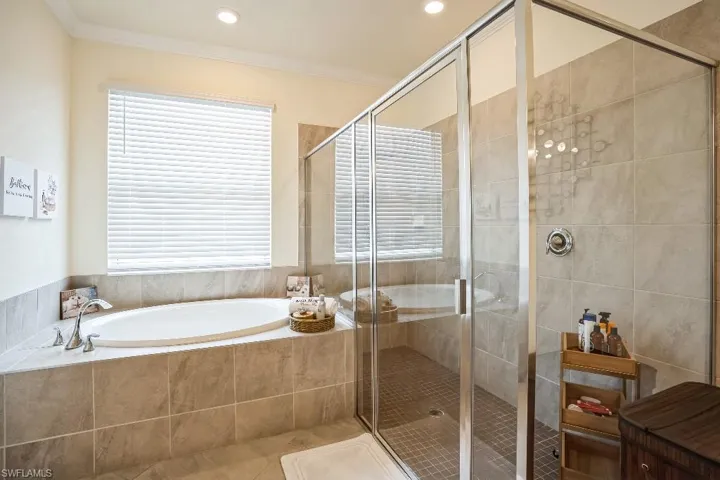 2275  Dancy  ST, Naples, FL 34120