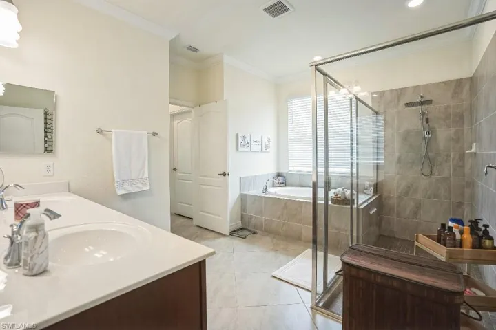 2275  Dancy  ST, Naples, FL 34120
