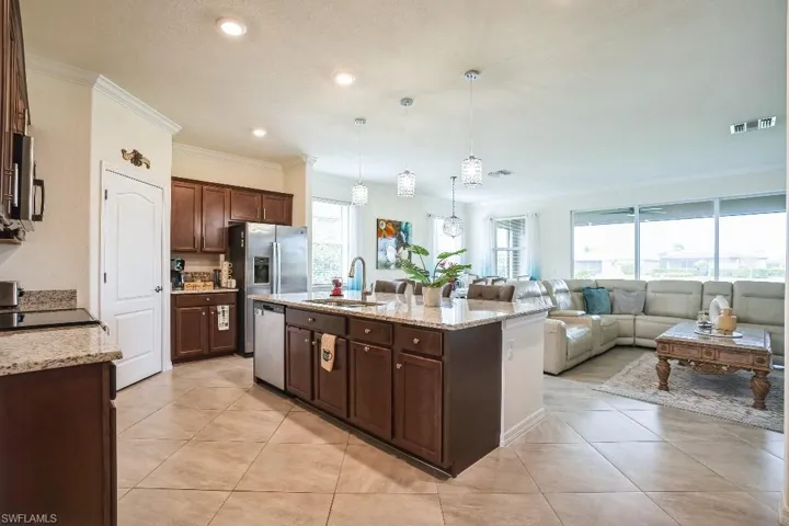 2275  Dancy  ST, Naples, FL 34120