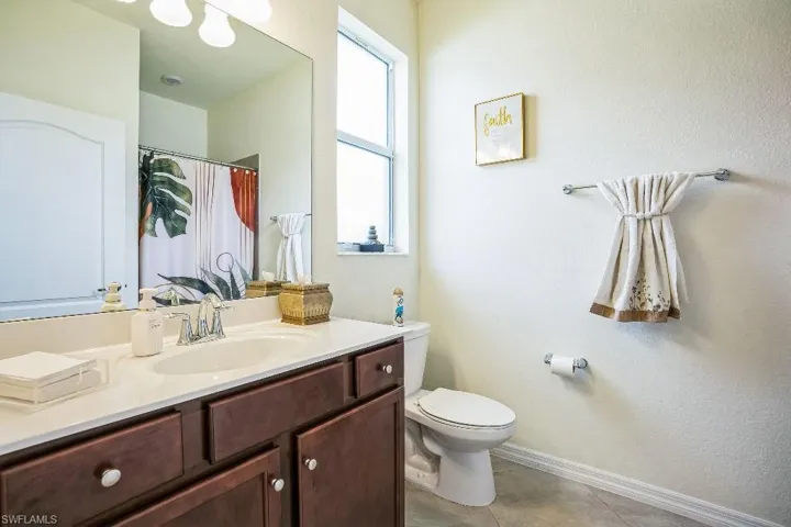 2275  Dancy  ST, Naples, FL 34120