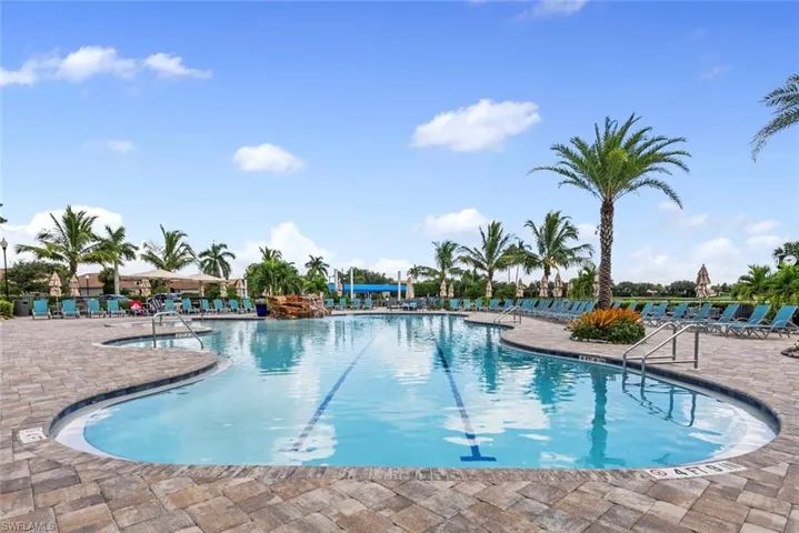 10053 Lions Bay Ct, Naples, Florida 34120