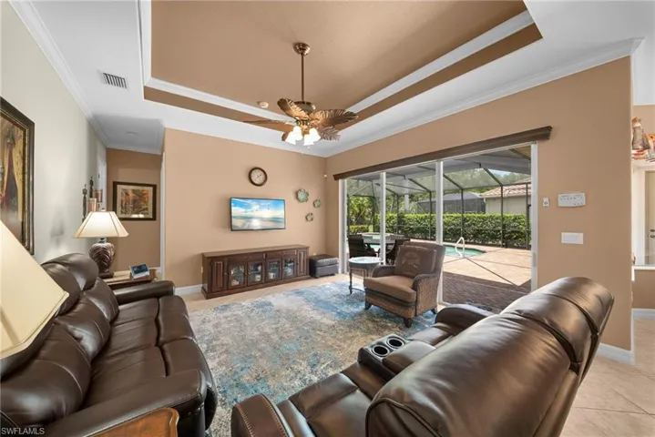 10053 Lions Bay Ct, Naples, Florida 34120