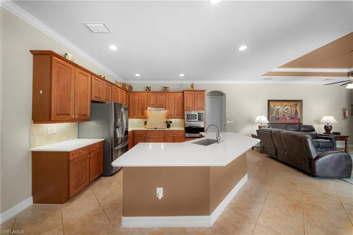 10053 Lions Bay Ct, Naples, Florida 34120