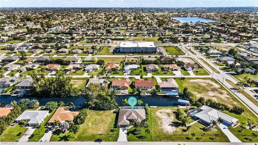 4131 Sw 17th Pl, Cape Coral, Florida 33914