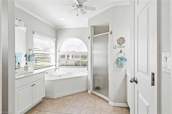 4131 Sw 17th Pl, Cape Coral, Florida 33914