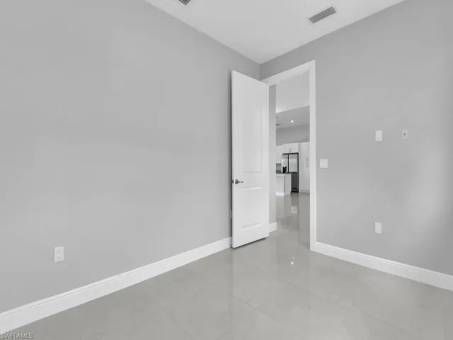 4210 58th Ave Ne, Naples, Florida 34120