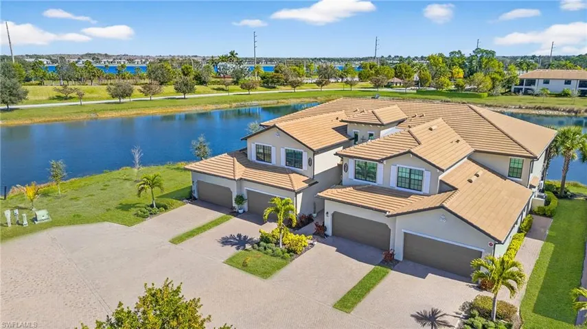 2387  Anguilla  DR, Naples, FL 34120