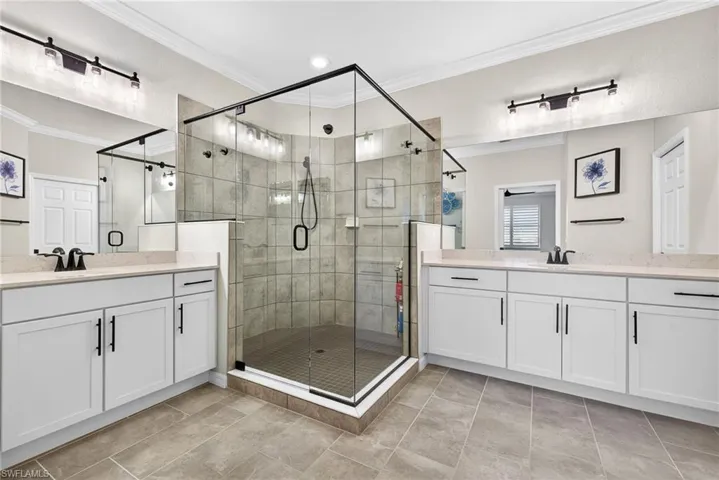 2387  Anguilla  DR, Naples, FL 34120
