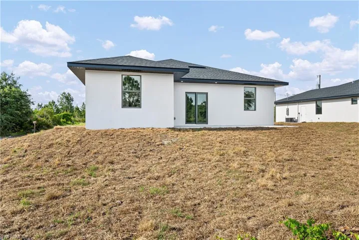 3305  43rd W ST, Lehigh Acres, FL 33971