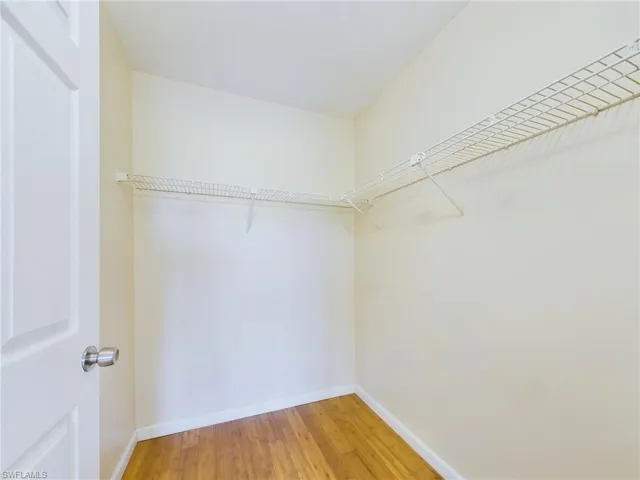 Walk-in Closet