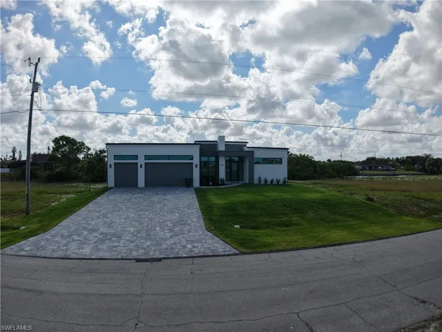 2135 SW 8th  PL, Cape Coral, FL 33991