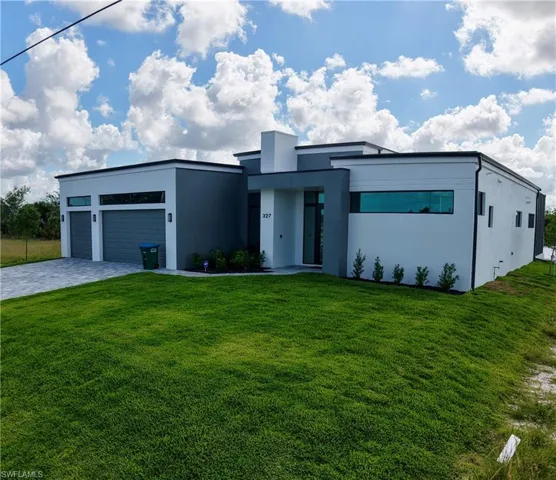 2135 SW 8th  PL, Cape Coral, FL 33991