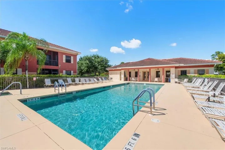 13750 Julias Way 528, Fort Myers, Florida 33919
