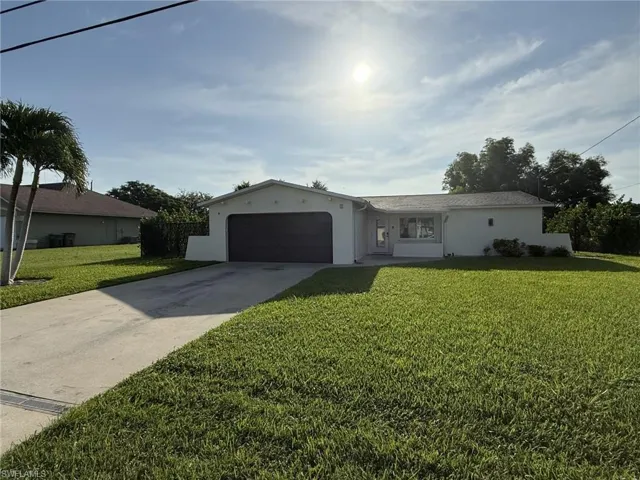 525 11th Ct, Cape Coral, Florida 33990