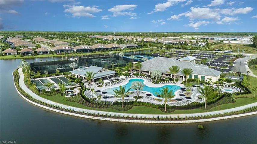 Esplanade by the Islands Coach Homes Community