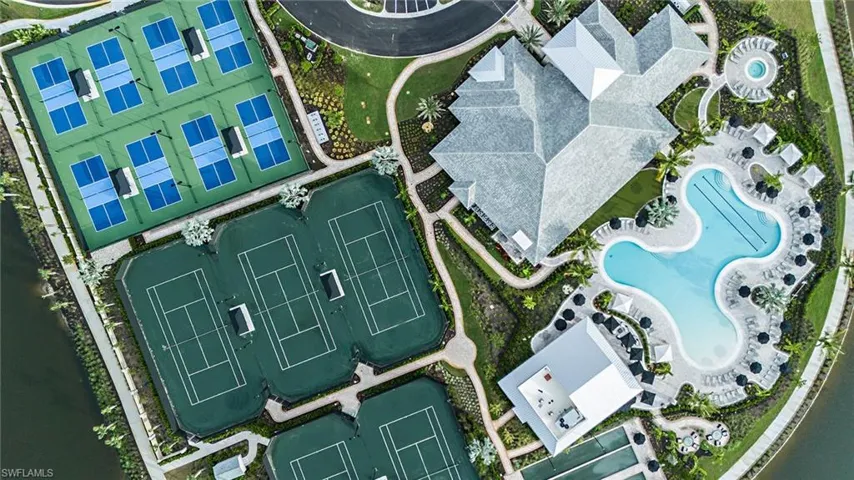 Esplanade by the Islands Coach Homes Community