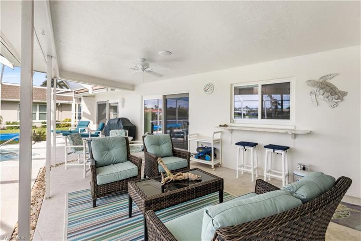 Nicely sized outdoor space. Pass thru window which is great for entertaining outdoors.