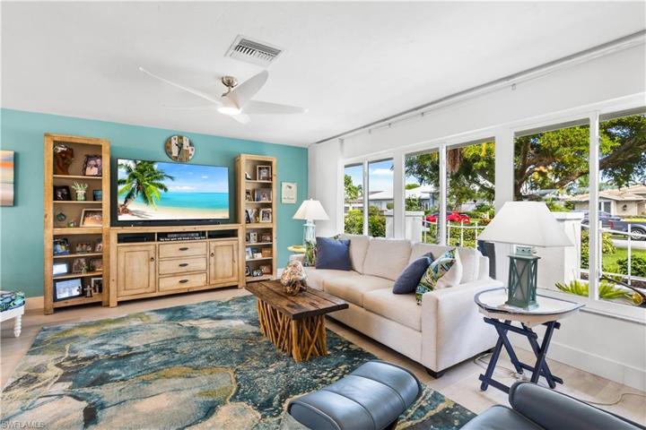 This home has lots of natural light to spills in from every room!