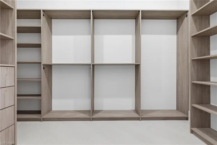 View of walk in closet