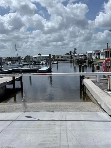 Community boat launch