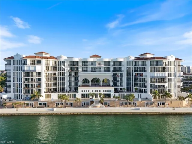 Exterior off Gulf.