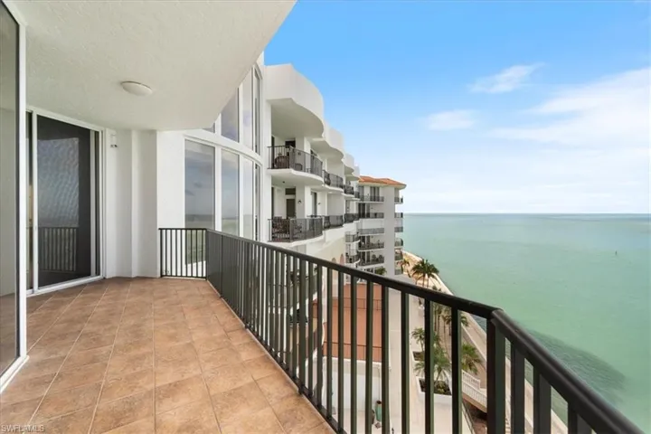 Balcony with a Gulf water view.