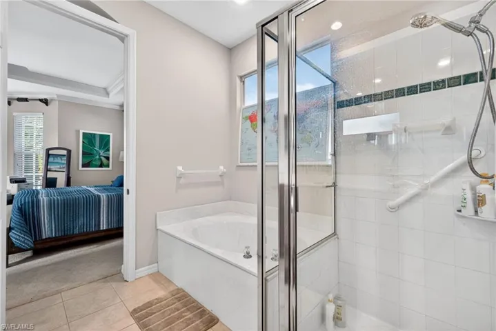 1789  Winding Oaks  WAY, Naples, FL 34109