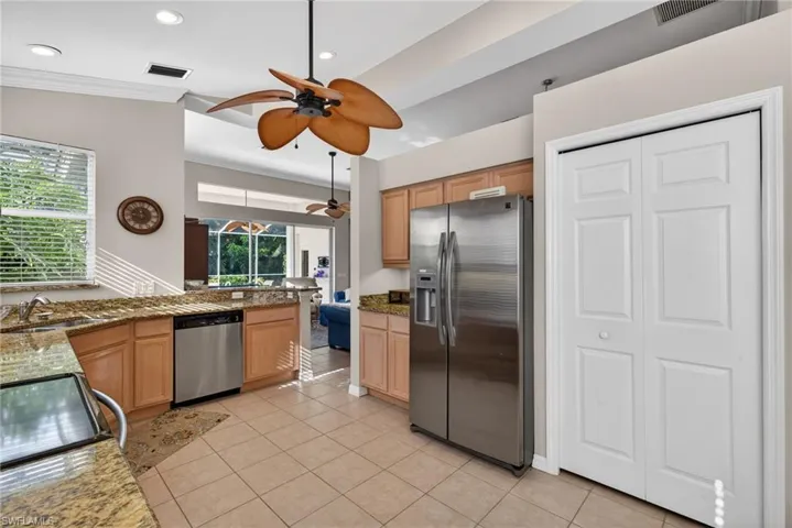 1789  Winding Oaks  WAY, Naples, FL 34109
