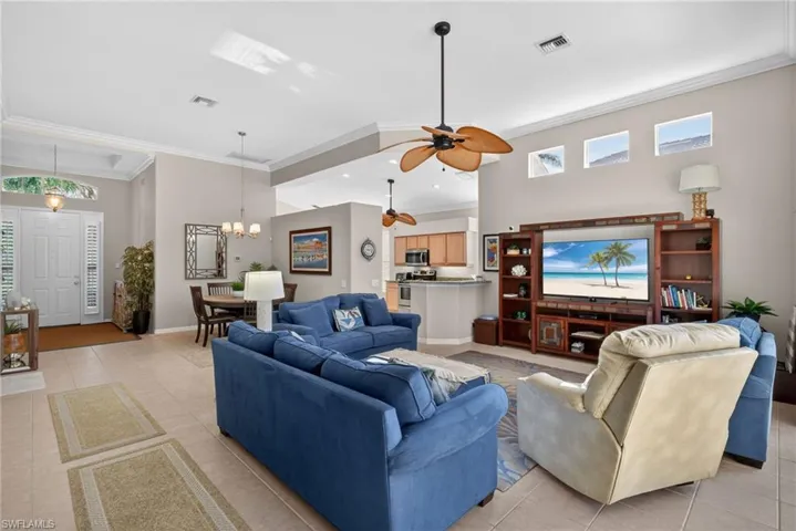 1789  Winding Oaks  WAY, Naples, FL 34109