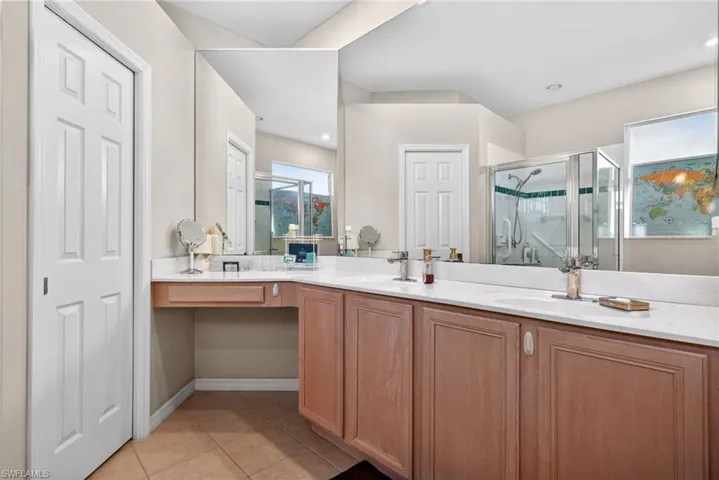 1789  Winding Oaks  WAY, Naples, FL 34109